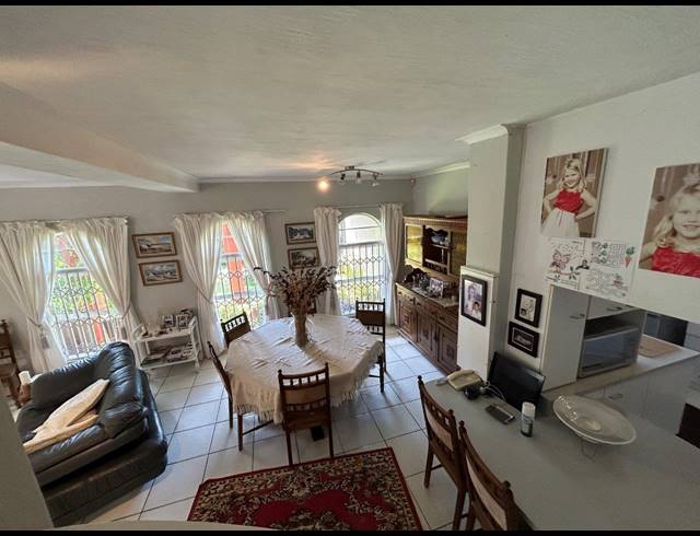4 BEDROOM HOUSE FOR SALE IN WAVECREST